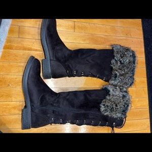 Winter boots size 8